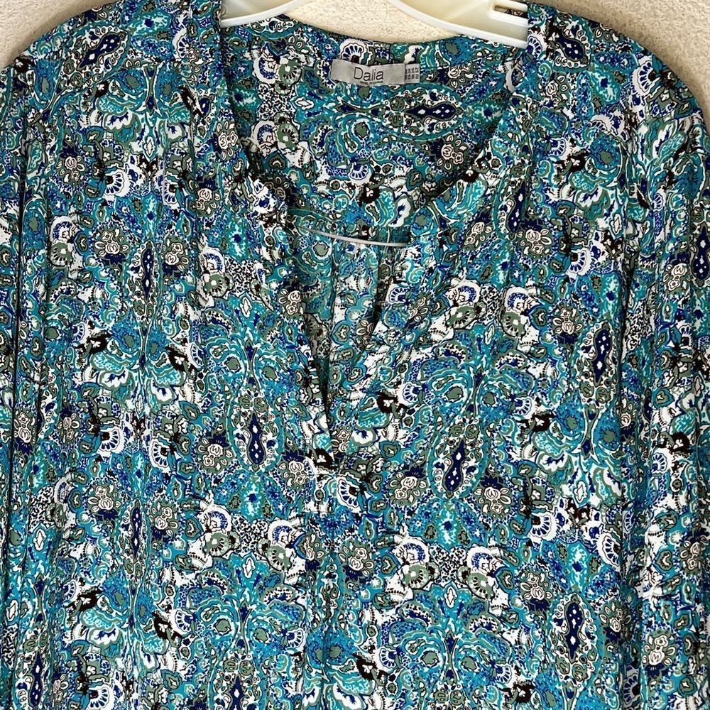 Dalia Top - Picture 2 of 7